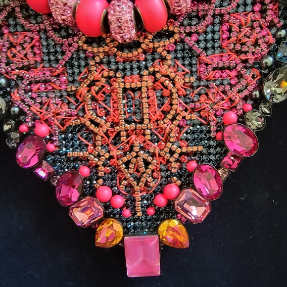 Original one of a kind Swarovski Crystal necklace. - Picture 6 of 6